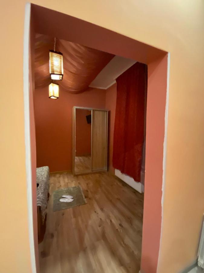 Apartamento 31 Котлярська Leópolis Exterior foto